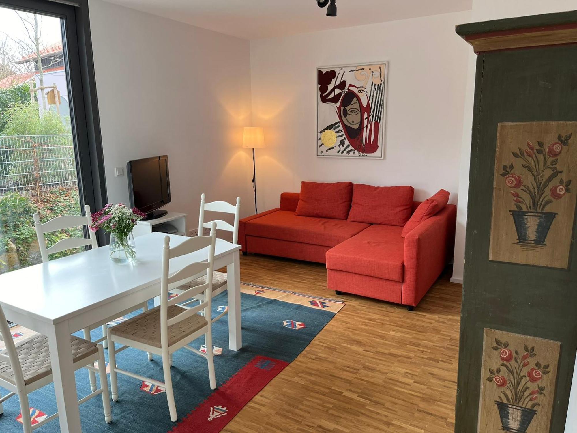 Ruhige In Bei Muenchen *