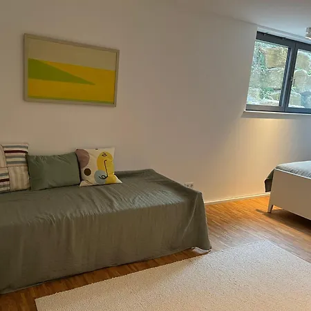 Ruhige Ferienwohnung In Oberhaching Bei Muenchen Exterior photo