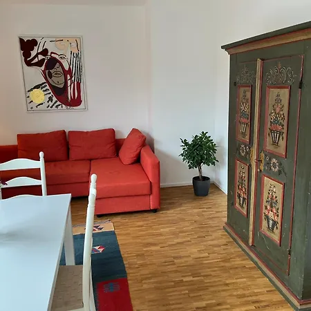 Ruhige Ferienwohnung In Oberhaching Bei Muenchen Exterior photo